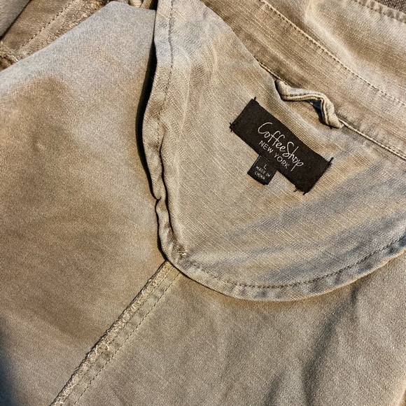 🆕 Military Inspired Coat 🎖- L - Picture 3 of 3